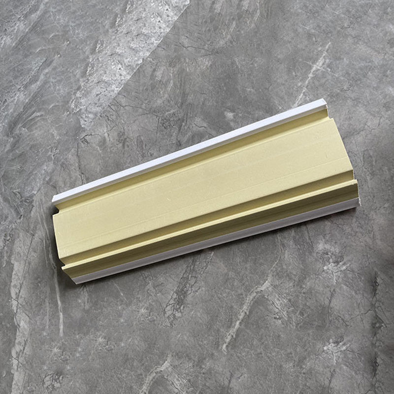 Coin WPC à faible entretien de durabilité élevée pour la décoration extérieure