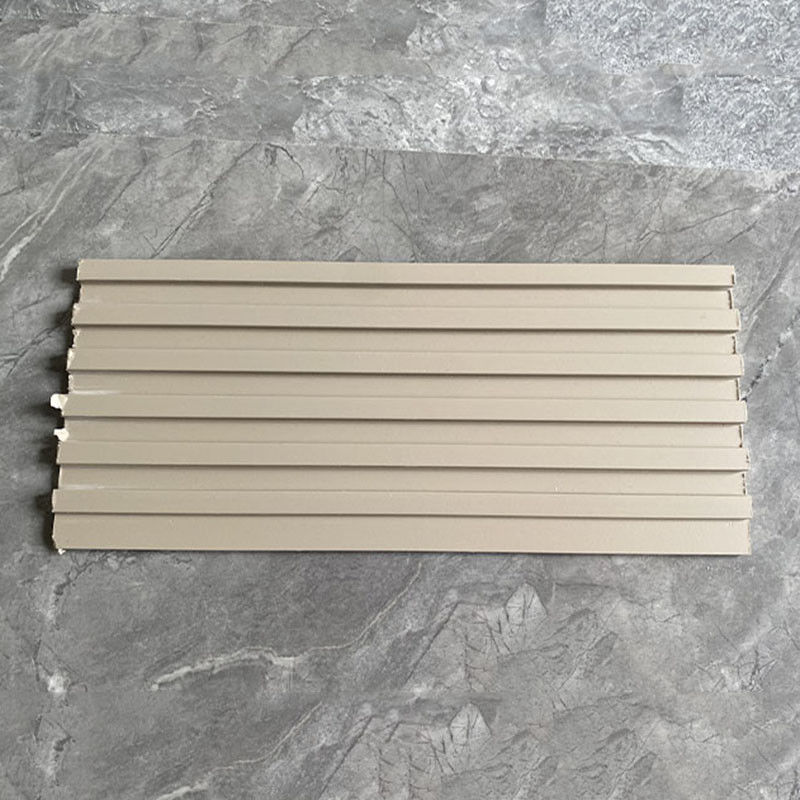 Panneau décoratif à la maison de revêtement de mur de WPC de revêtement de mur du grain 3D en bois WPC