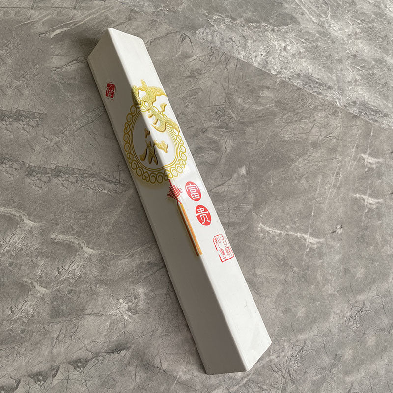 Largeur brillante élevée d'intérieur 10mm-50mm de gardes faisantes le coin de mur de PVC